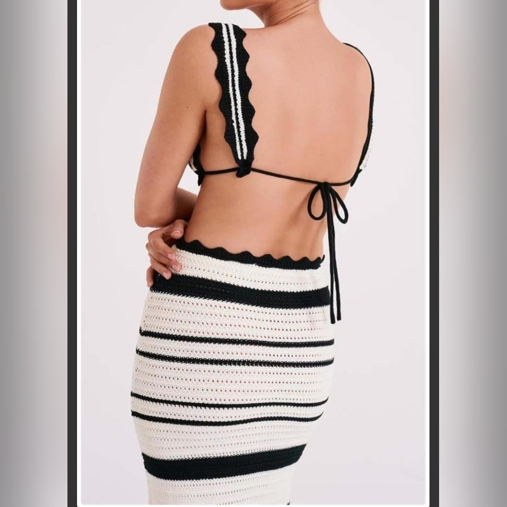 Bold Black and White Striped Crochet Bikini Top And Bodycon Skirt - Picture 3 of 3
